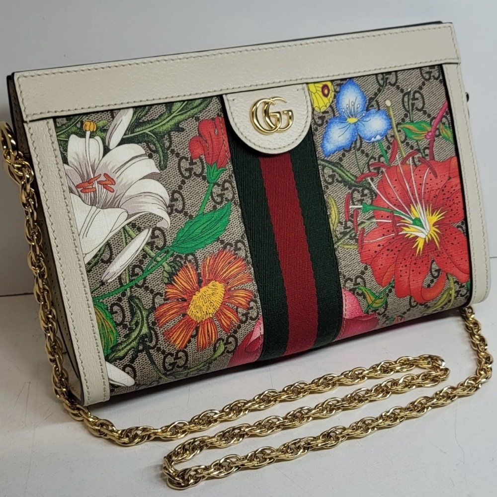 Sold ❌Gucci Ophidia GG Flora Supreme  Crossbody Bag. Like new 🔥